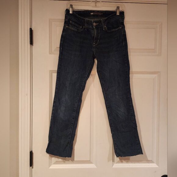 Levi's Demi Curve classic rise straight leg jeans 4 - Picture 1 of 4